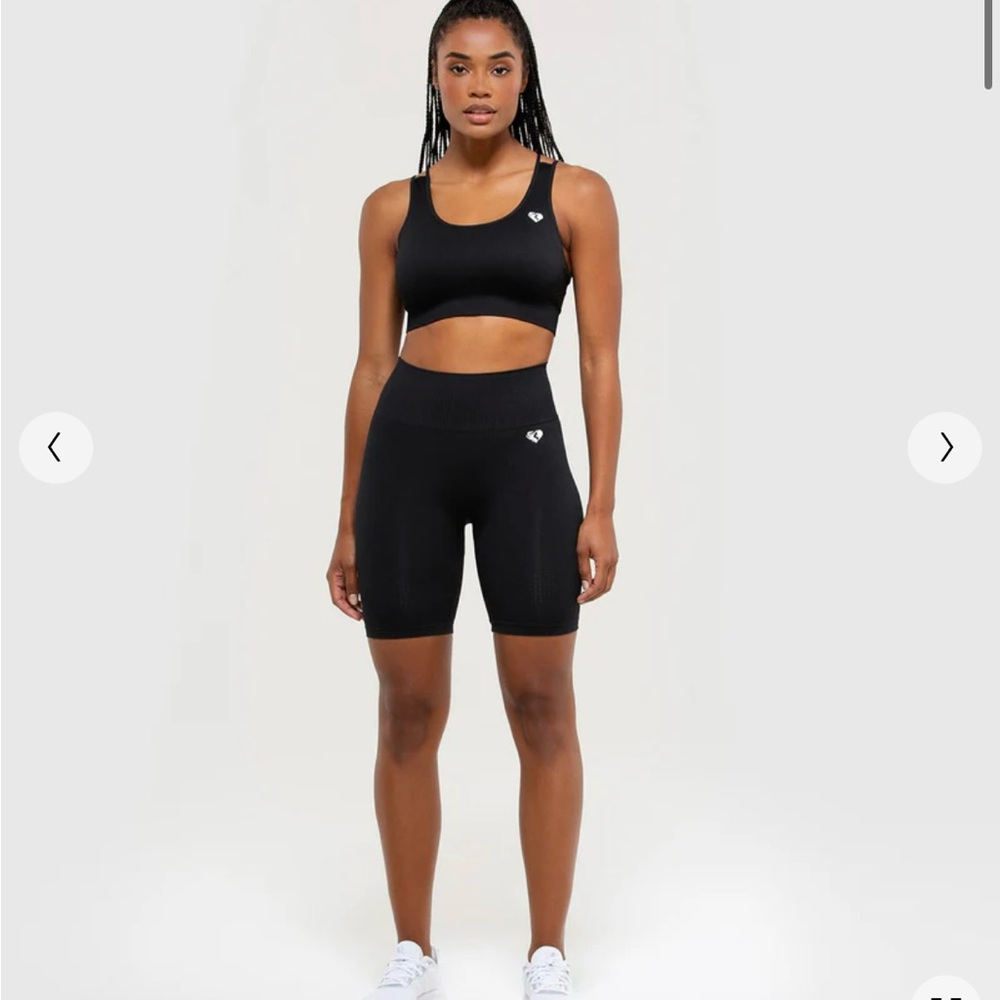 Women’s Best Power Seamless Set in Black